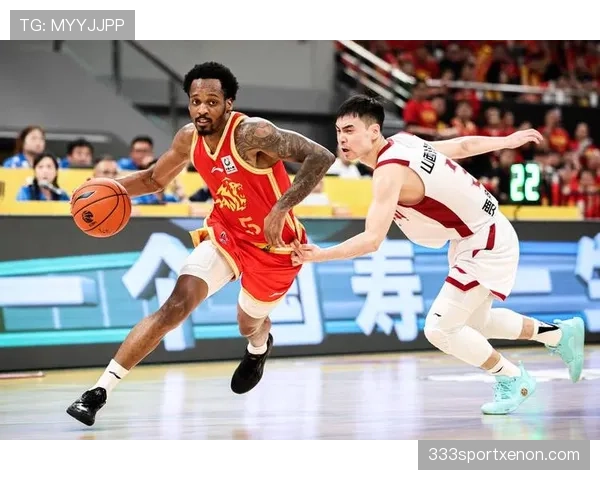篮球比赛中，什么是扣篮干扰规则？简单讲解犯规判定